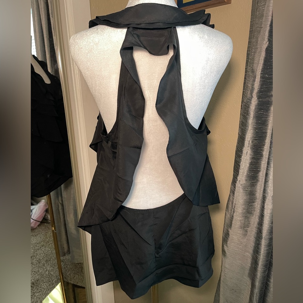 Low back blouse